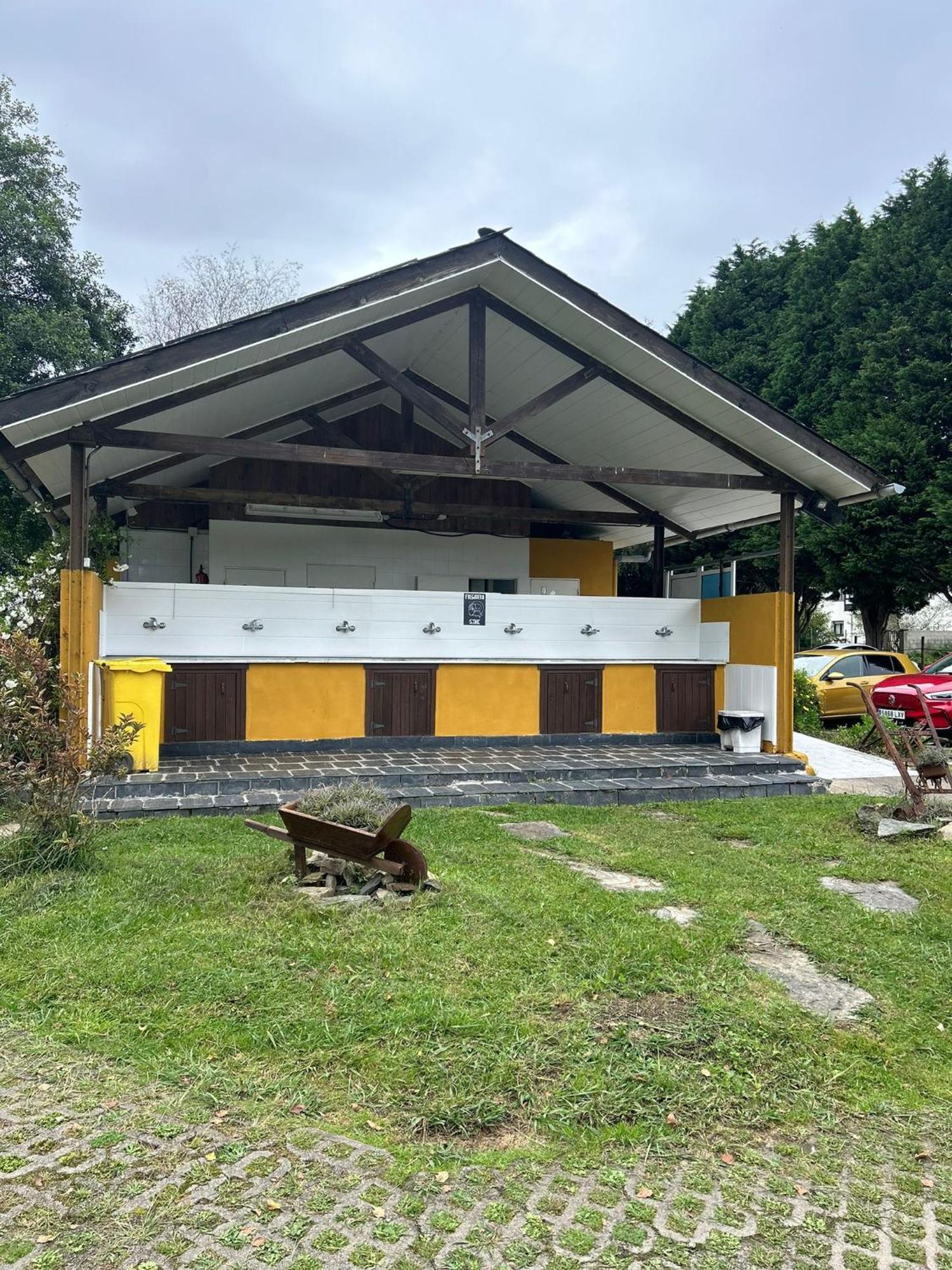 Camping A Grandella El Franco Exterior foto