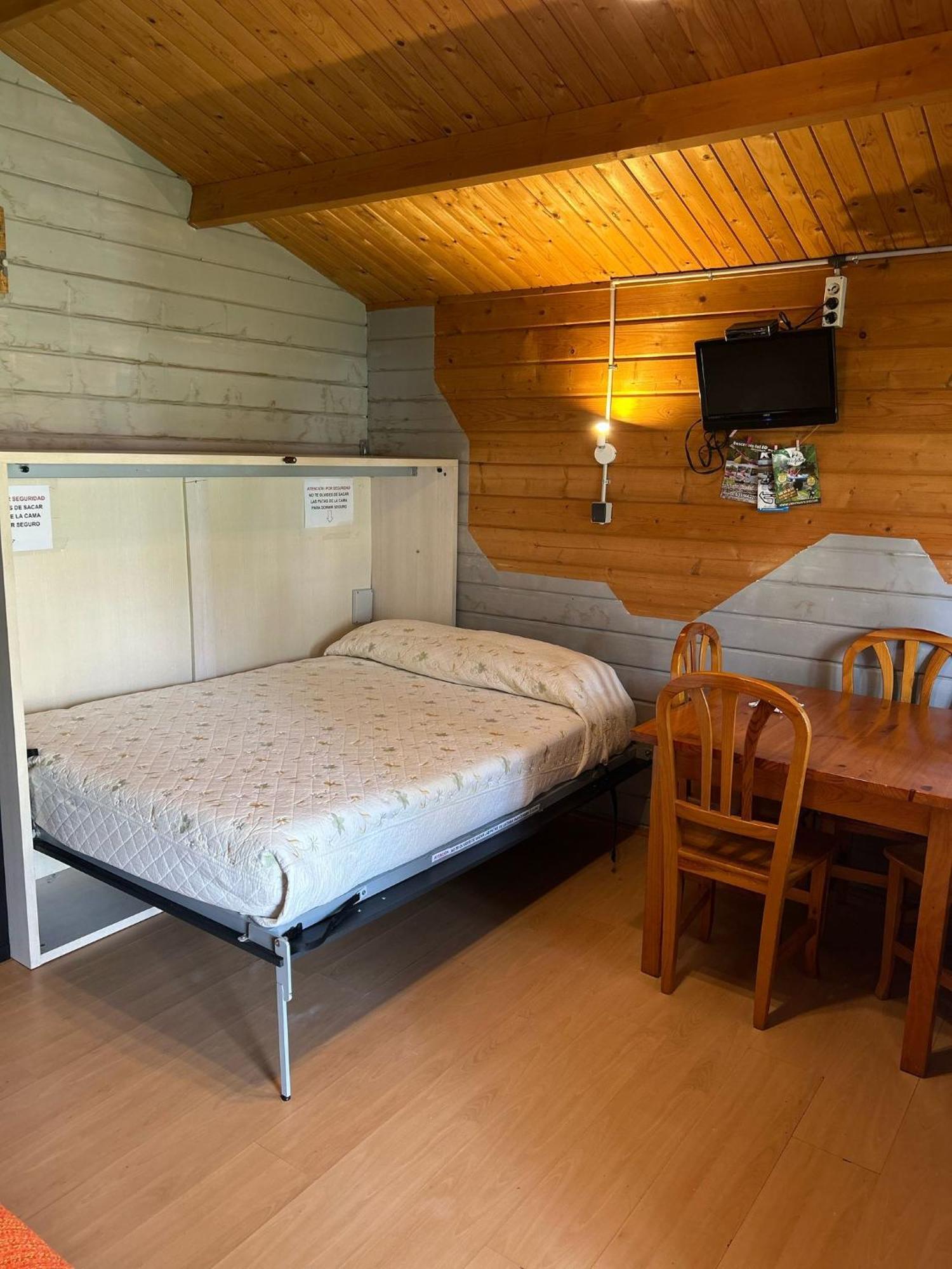 Camping A Grandella El Franco Cameră foto